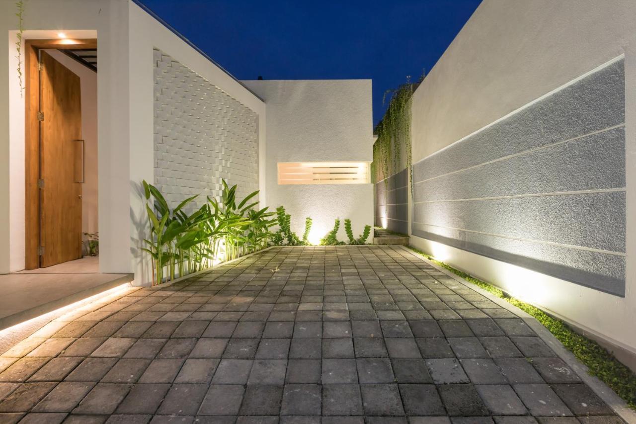 Fenosa Seminyak Villas By Nagisa Bali Екстер'єр фото