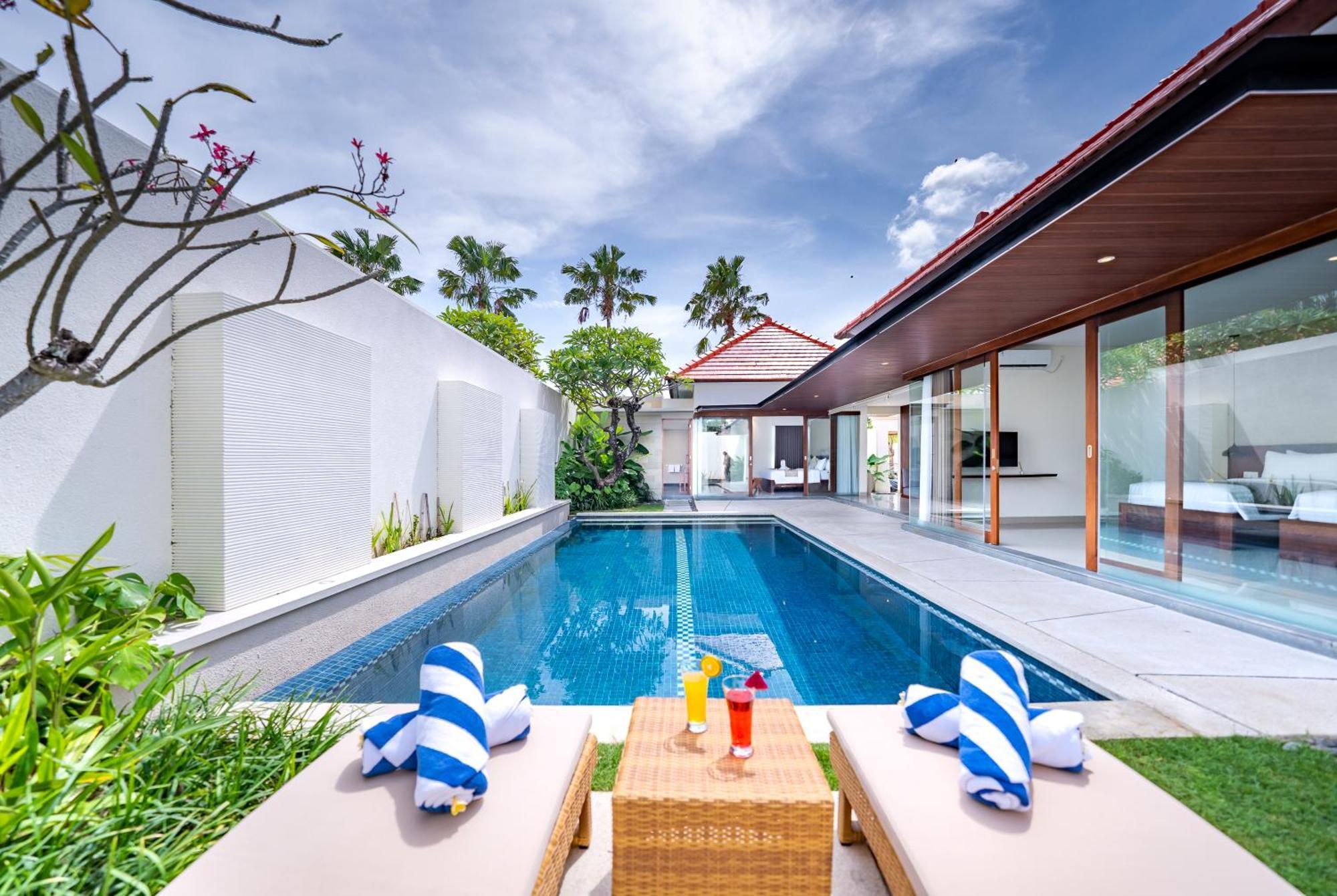 Fenosa Seminyak Villas By Nagisa Bali Екстер'єр фото
